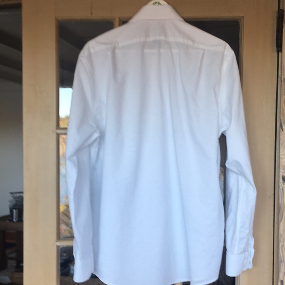 MENS Dockers L (16-16.5) 34-35 fitted stretch collar white. Worn once - Picture 3 of 3